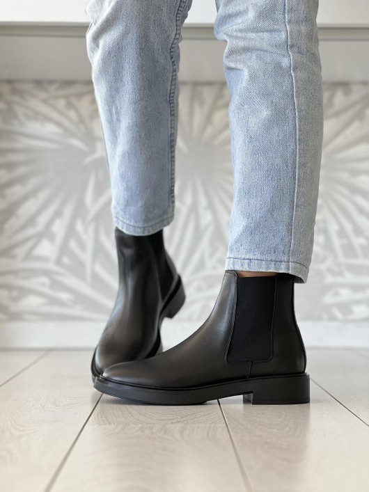 Beatles pelle Frau