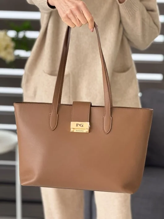 Borsa pelle Nero Giardini