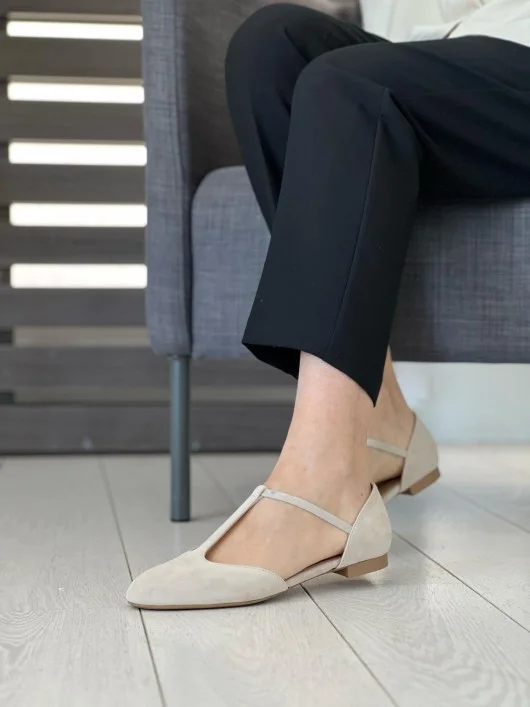 Scarpa camoscio Frau
