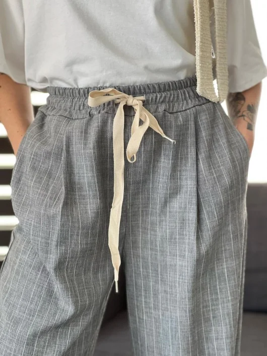 Pantalone gessato grigio