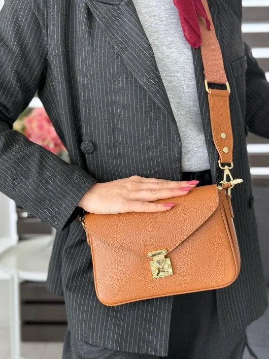 Borsa nappa Monica