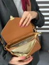 Diana Borsa nappa Monica