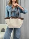 Diana Borsa rafia Janet