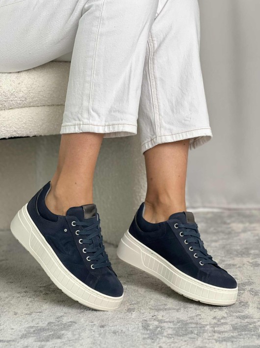 Sneaker camoscio Nero Giardini